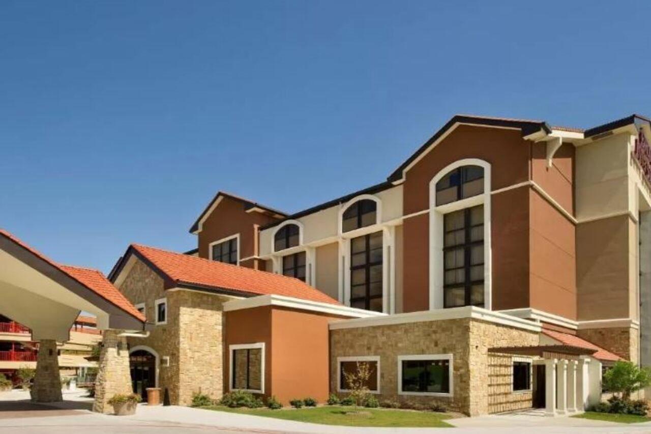 Drury Plaza Hotel San Antonio Airport Exterior photo
