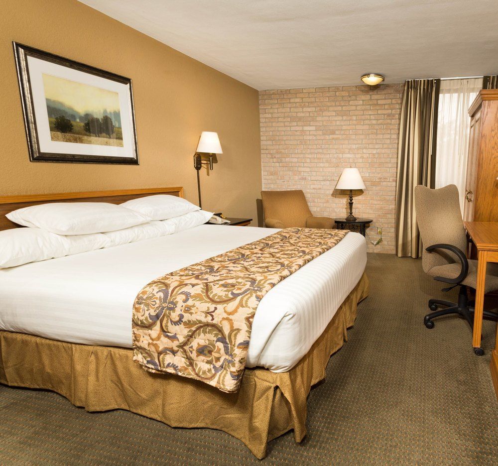 Drury Plaza Hotel San Antonio Airport Exterior photo